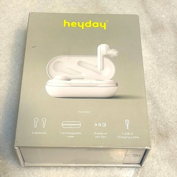 Heyday earbuds White true wireless sweat resistant Bluetooth 5.2 enabled New - Picture 1 of 4